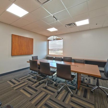 Hotel Wingate By Wyndham And Williamson Conference Center Round Rock Exterior foto
