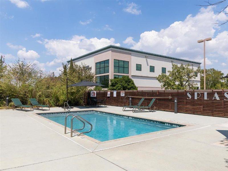 Hotel Wingate By Wyndham And Williamson Conference Center Round Rock Exterior foto